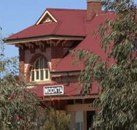 Moonta Tourist Office - Lennox Head Accommodation