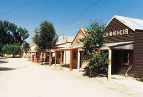 Tailem Bend SA Lennox Head Accommodation
