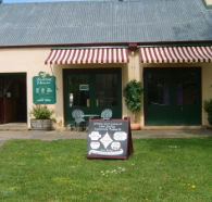 Richmond Tasting House - Lennox Head Accommodation