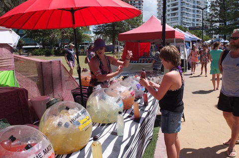 Broadbeach Beachfront Markets - Lennox Head Accommodation 4