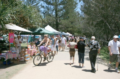 Broadbeach Beachfront Markets - Lennox Head Accommodation 5
