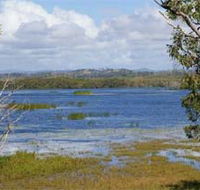 Lake Barfield - Lennox Head Accommodation