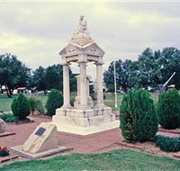 Weeping Mother Memorial - Lennox Head Accommodation