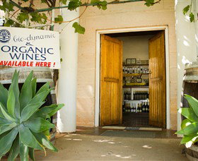 Robinvale Wines - Lennox Head Accommodation 0