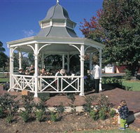 Muir House Art Gallery - Lennox Head Accommodation