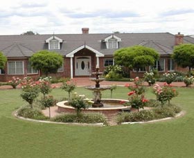 Cowra NSW Lennox Head Accommodation