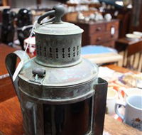 King's Antiques  Collectables - Lennox Head Accommodation