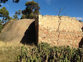 Chinaman's Hut - Lennox Head Accommodation 2
