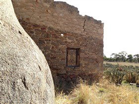 Chinaman's Hut - Lennox Head Accommodation 3