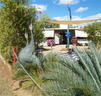 Mount Surprise Gems - Lennox Head Accommodation
