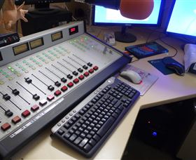 Peak Hill FM Community Radio Station - Lennox Head Accommodation 0