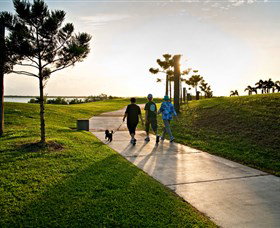 Bluewater Trail Public Art - Lennox Head Accommodation 1