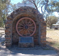 Jindera Pioneer Cairn
