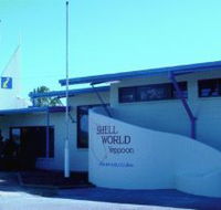 Shell World Yeppoon - Lennox Head Accommodation