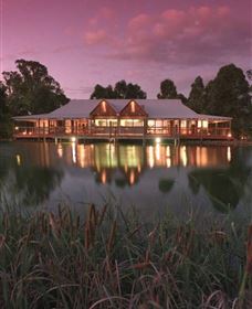 Tamburlaine Organic Wines - Lennox Head Accommodation 2