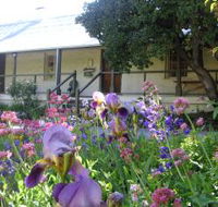 Raglan Gallery And Cultural Centre - Lennox Head Accommodation