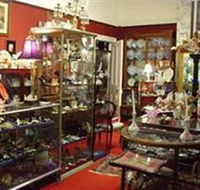 Nerilee Antiques - Lennox Head Accommodation