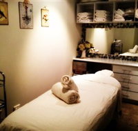 Refresh Face and Body - Lennox Head Accommodation