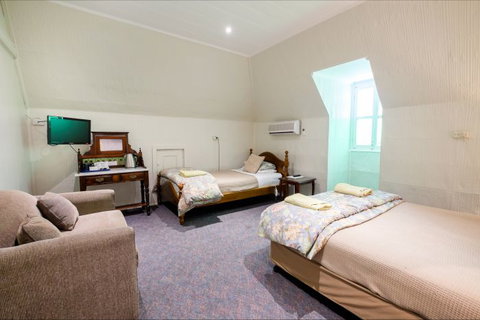 Peel Inn Nundle - Lennox Head Accommodation 5