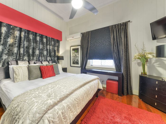 Spring Hill QLD Lennox Head Accommodation