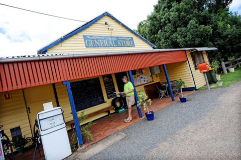 Exploring Beautiful Boyne Valley - Lennox Head Accommodation 6