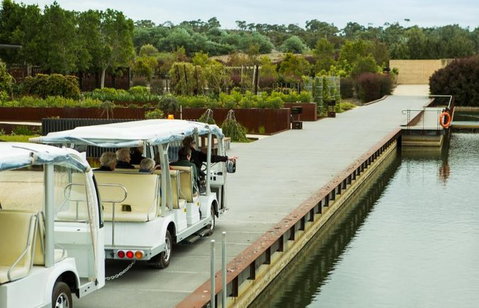 The Explorer - Royal Botanic Gardens Cranbourne - Lennox Head Accommodation 1