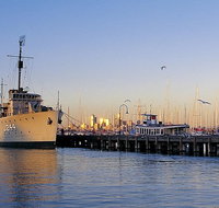 Melbourne City and Williamstown Ferry Cruise - Lennox Head Accommodation