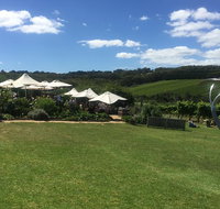 Mornington Peninsula Winery Bus Tour including lunch with a glass of wine - Lennox Head Accommodation