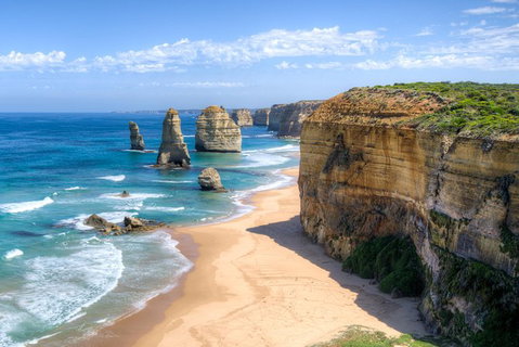 Great Ocean Road For 24 Passengers - Lennox Head Accommodation 0