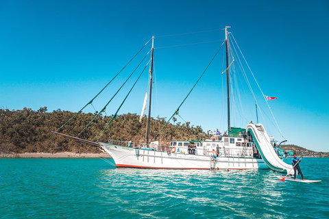 2 Night Whitsunday Islands Cruise On New Horizon From Airlie Beach - Lennox Head Accommodation 0