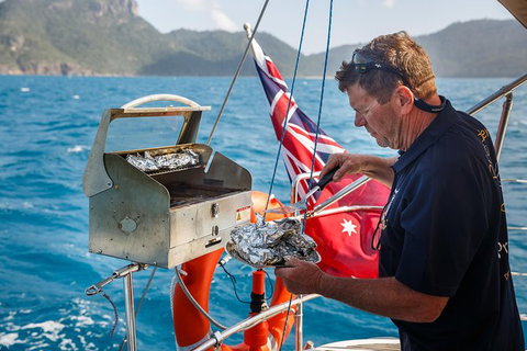 3-Night Whitsundays Private Charter Aboard Cruising Yacht Milady - Lennox Head Accommodation 9
