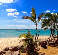 Crab Claw Island Resort Cruise and Seafood Buffet - Lennox Head Accommodation
