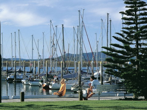Gladstone Marina - Lennox Head Accommodation 1