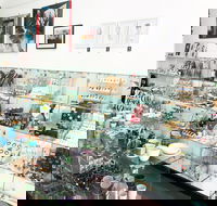 in.cube8r gallery and emporium Prahran - Lennox Head Accommodation