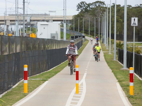 Petrie To Kippa-Ring Shared Pathway - Lennox Head Accommodation 1