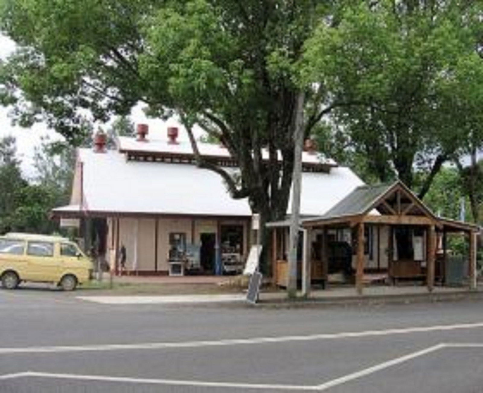Uki NSW Lennox Head Accommodation