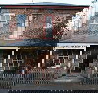 Bay Tree Gallery - Lennox Head Accommodation