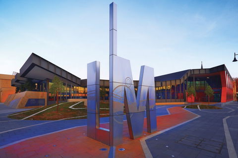 Albury Library Museum - Lennox Head Accommodation 1
