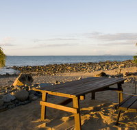 Dolphin Heads - Lennox Head Accommodation