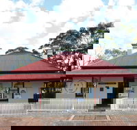 Dredge's Cottage - Lennox Head Accommodation