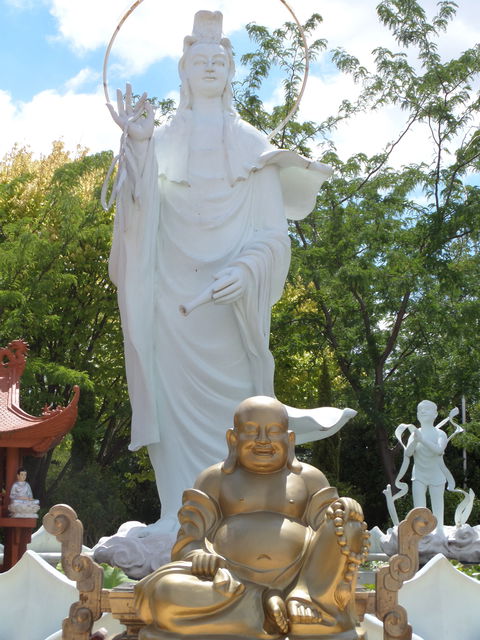 Sakyamuni Buddhist Centre/Van Hanh Monastery - Lennox Head Accommodation 2