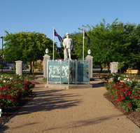 WW1 Memorial Park - Lennox Head Accommodation