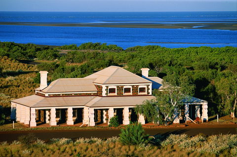 Cossack - Lennox Head Accommodation 1