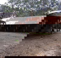 Razorback Hut - Lennox Head Accommodation