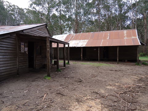 Razorback Hut - Lennox Head Accommodation 0