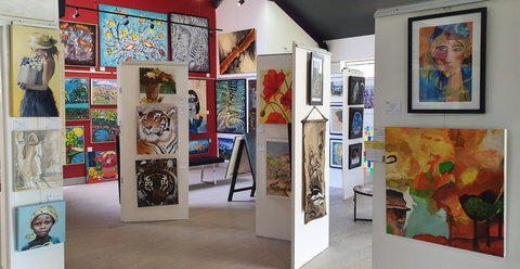 The Royal Queensland Art Society Inc. - Lennox Head Accommodation 1