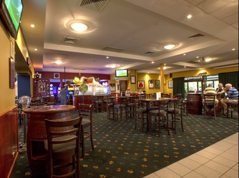 Canberra Irish Club - Lennox Head Accommodation 0