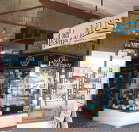 Old Pharmacy Museum  Childers - Lennox Head Accommodation