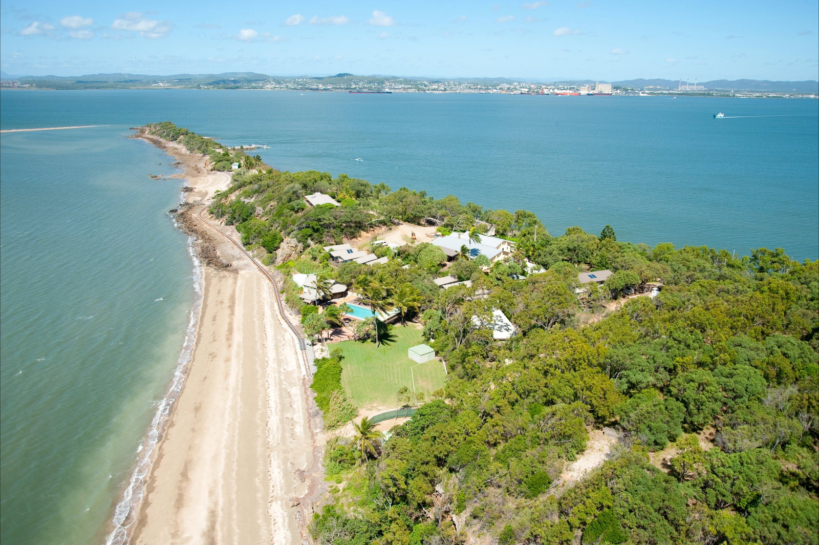 Gladstone QLD Lennox Head Accommodation