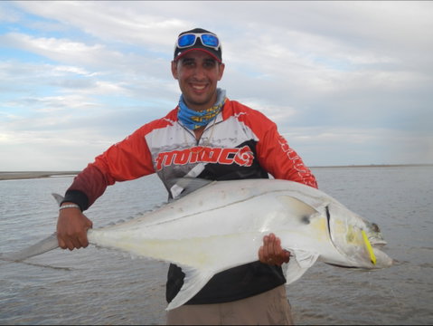 Reel In A Trophy - Fishing Adventure In Tropical Queensland! - Lennox Head Accommodation 1